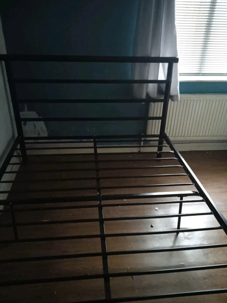 Base double - Image 2