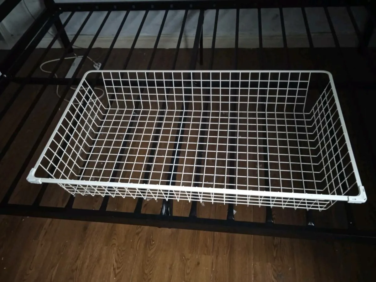 Storage unit - Image 1