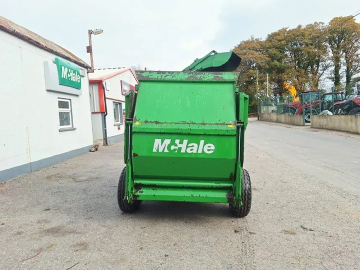 2016 McHale C460 Straw Chopper - Image 3