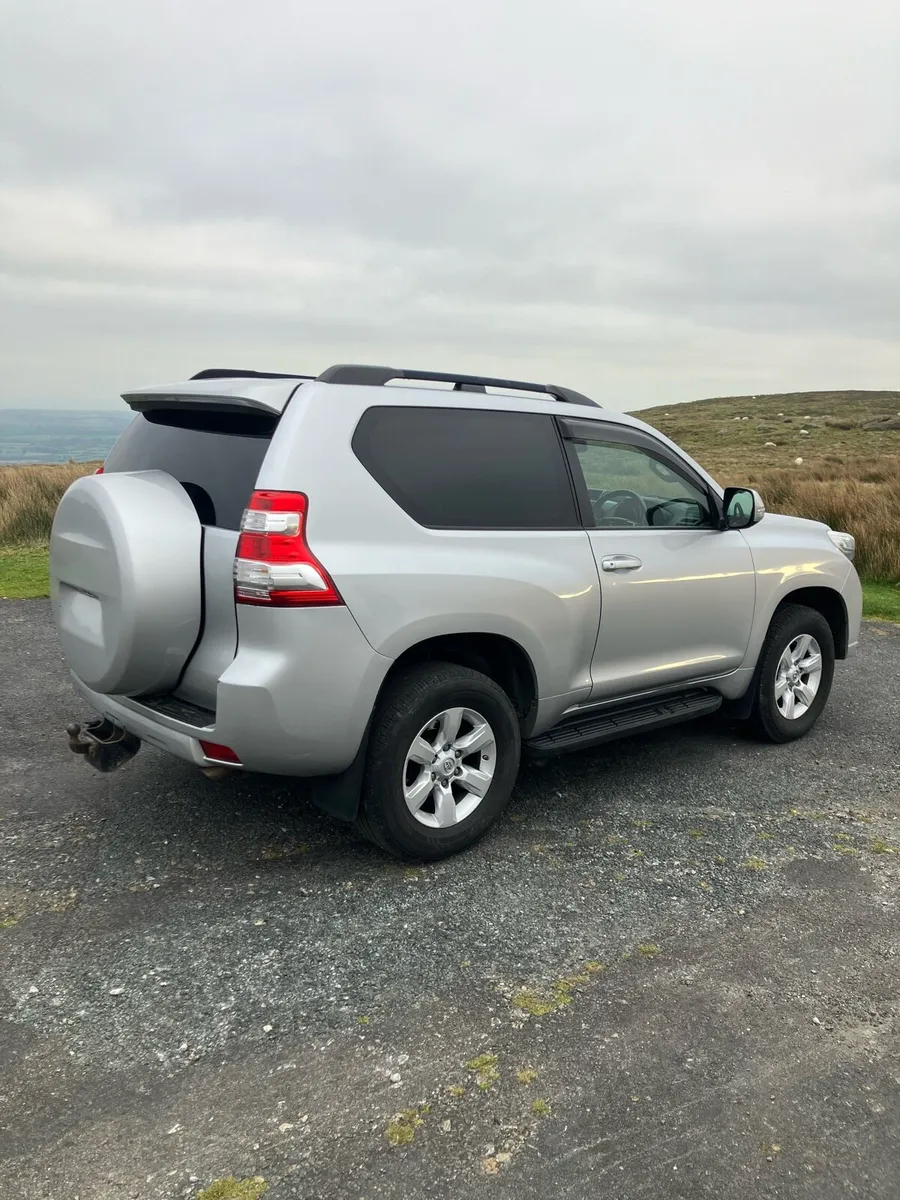 Toyota Landcruiser - Image 4