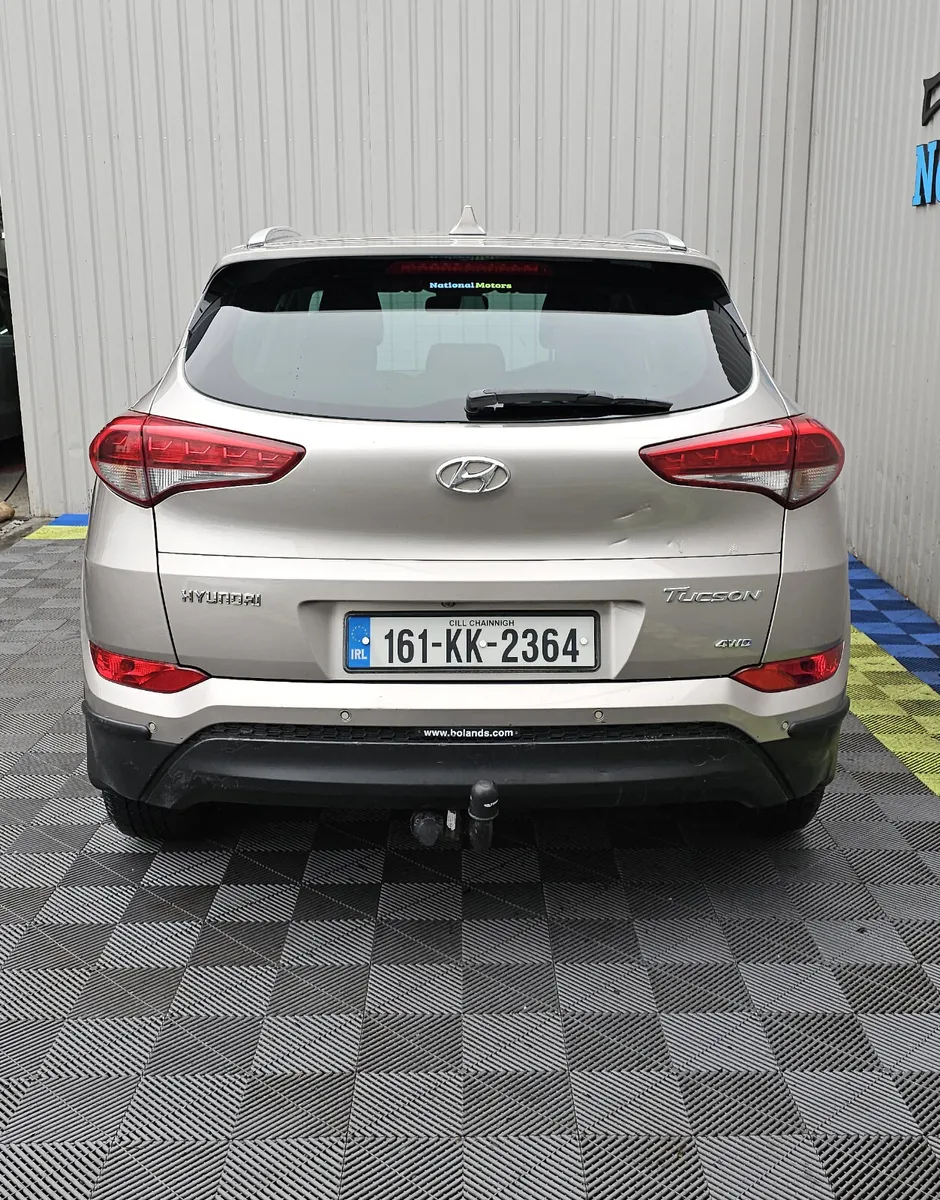 2016 Hyundai Tucson 2.0 D Executive 4WD - Image 4