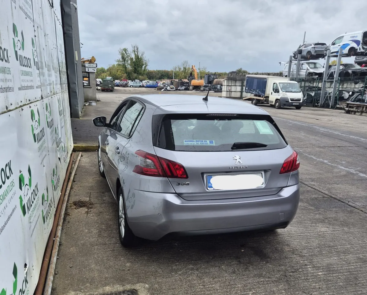 2021 Peugeot 308 - Image 2