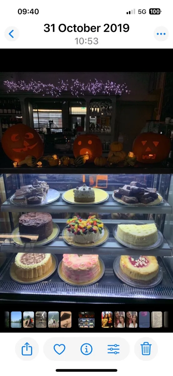 Restaurant equipment - Image 1
