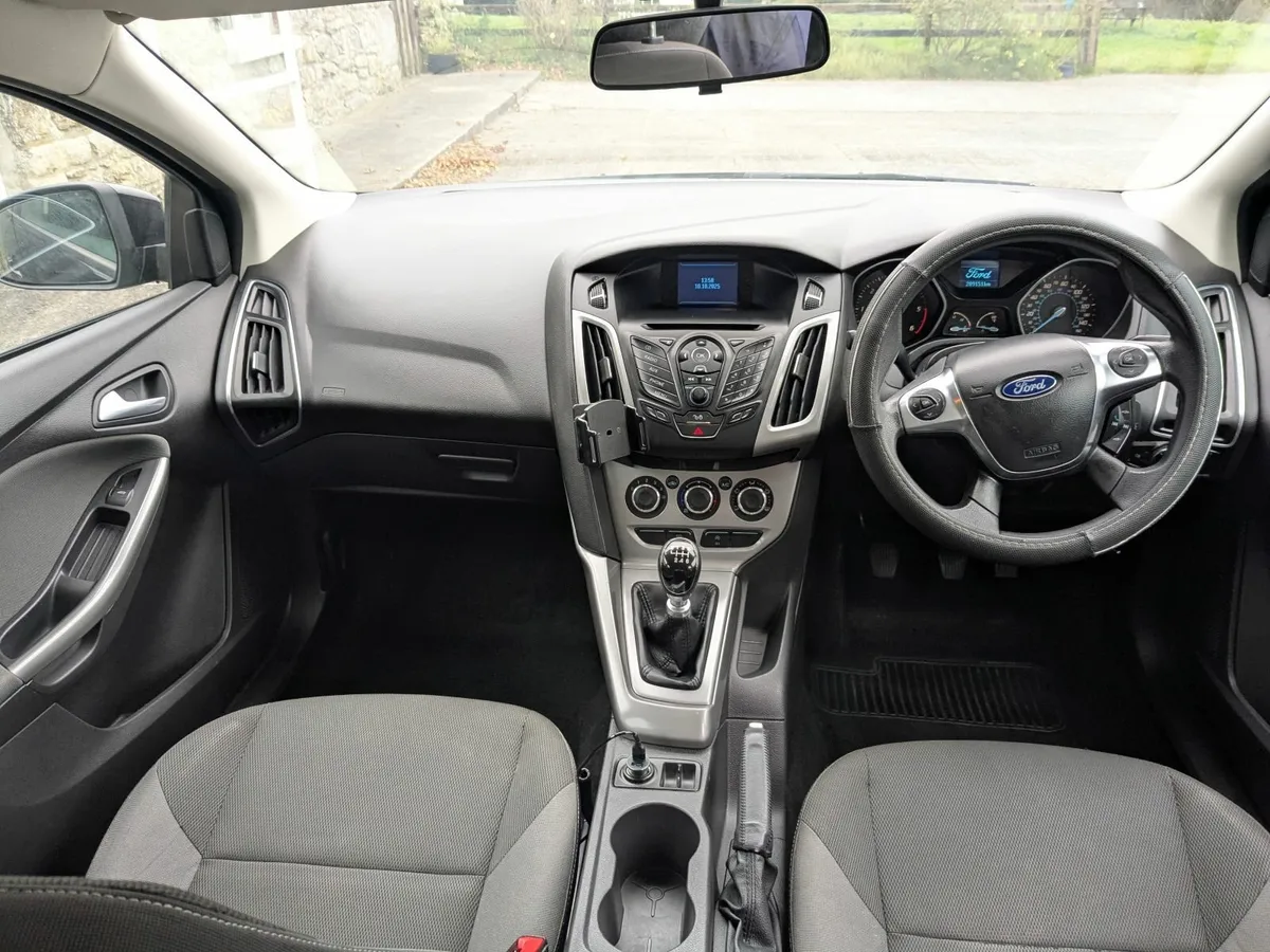 Ford Focus 1.6 TDCi (2012) - Image 3