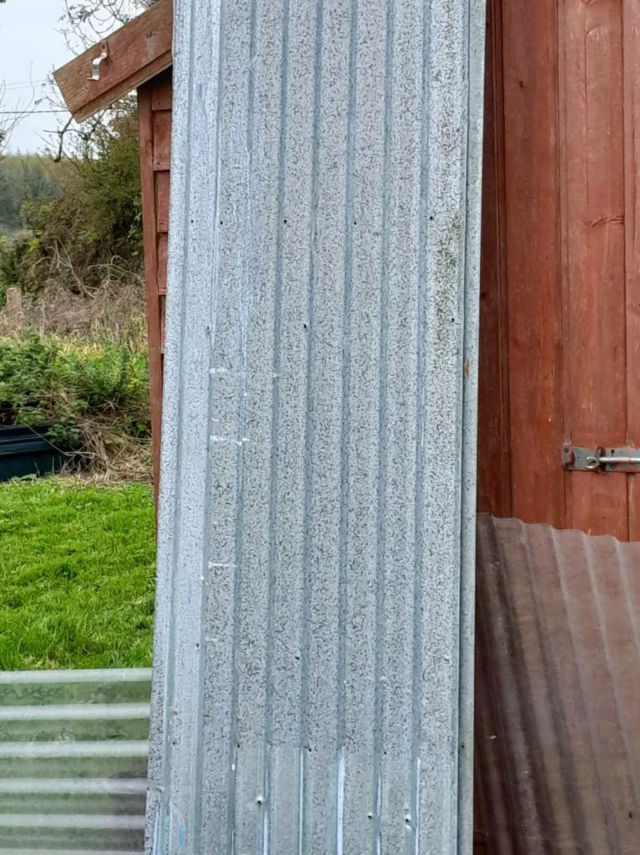 Galvanised corrugated sheets x 3 - Image 2