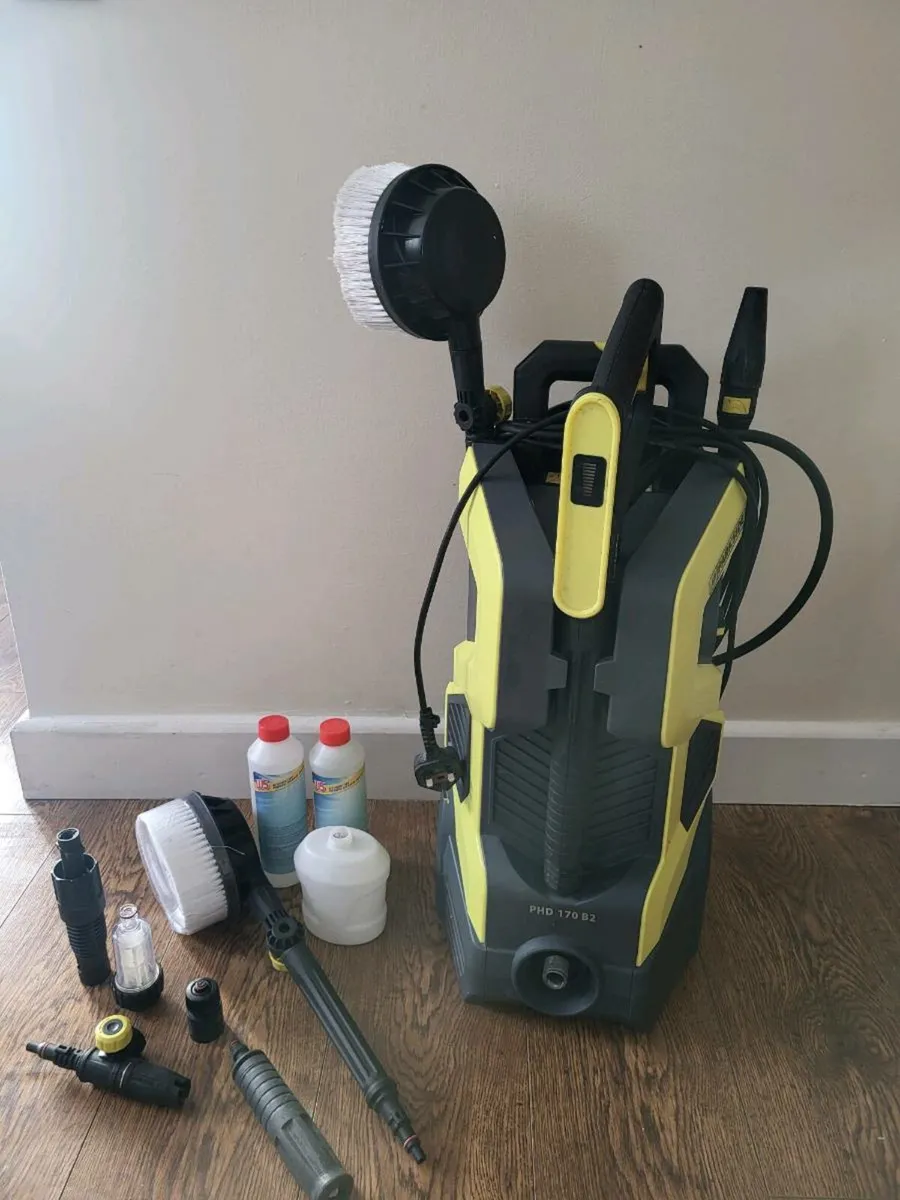 Pressure washer - Image 1