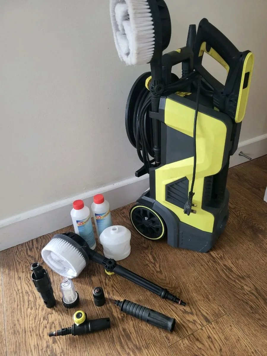 Pressure washer - Image 2