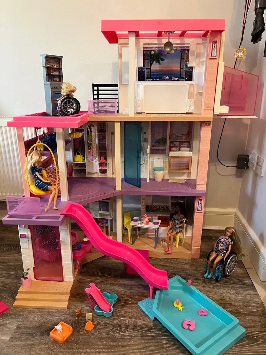 Barbie Dream house - Image 1