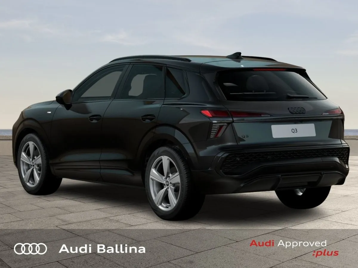 Audi Q3 Q3 S-line  black Edition - Image 2