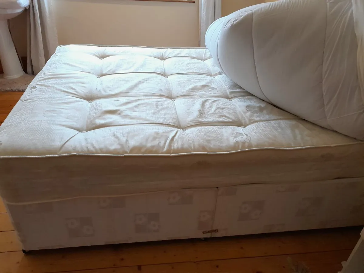 Double Devan bed ( Splits)-& excellent mattress- - Image 1