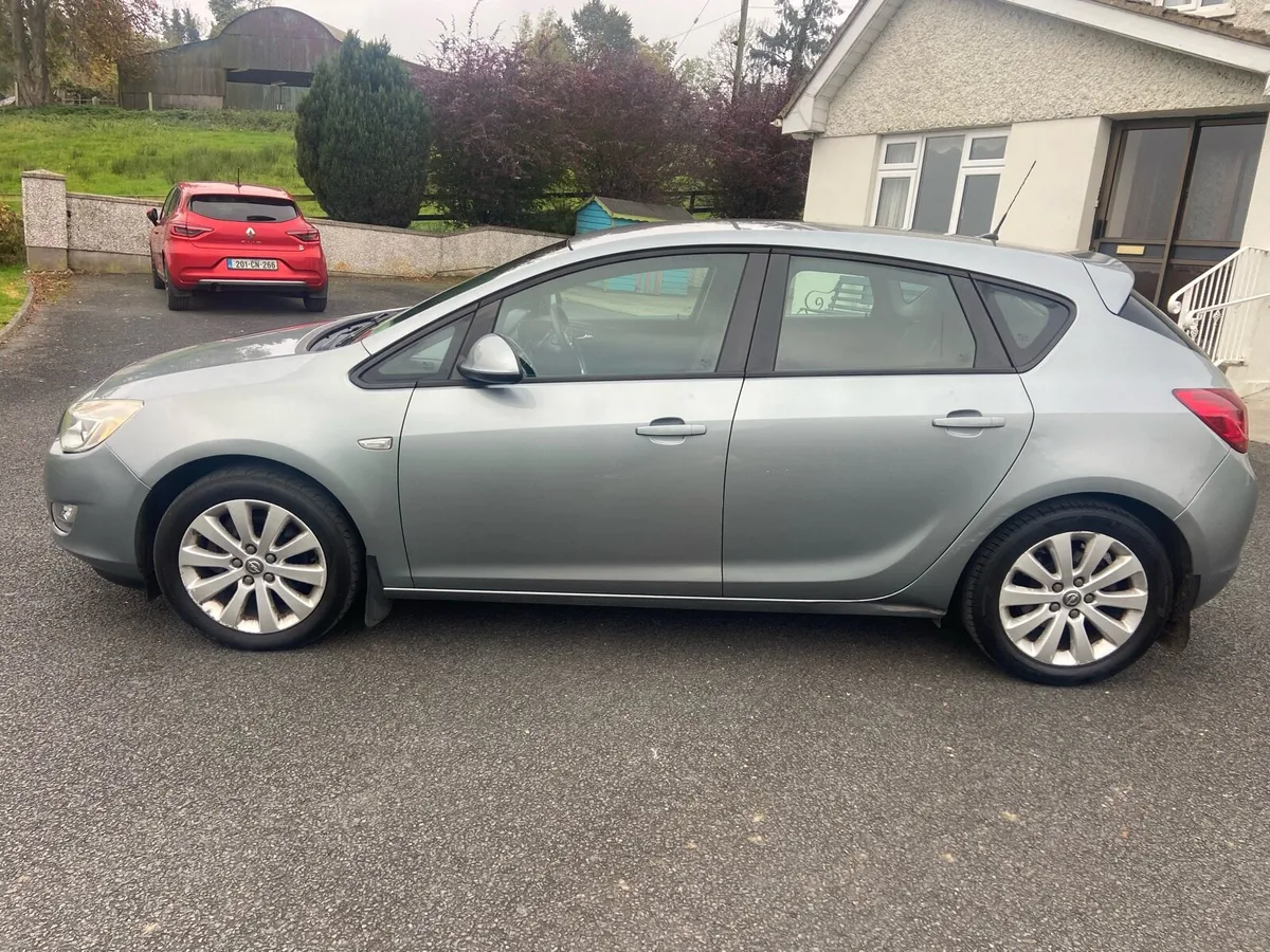 Opel Astra 1.7td €3500 - Image 3