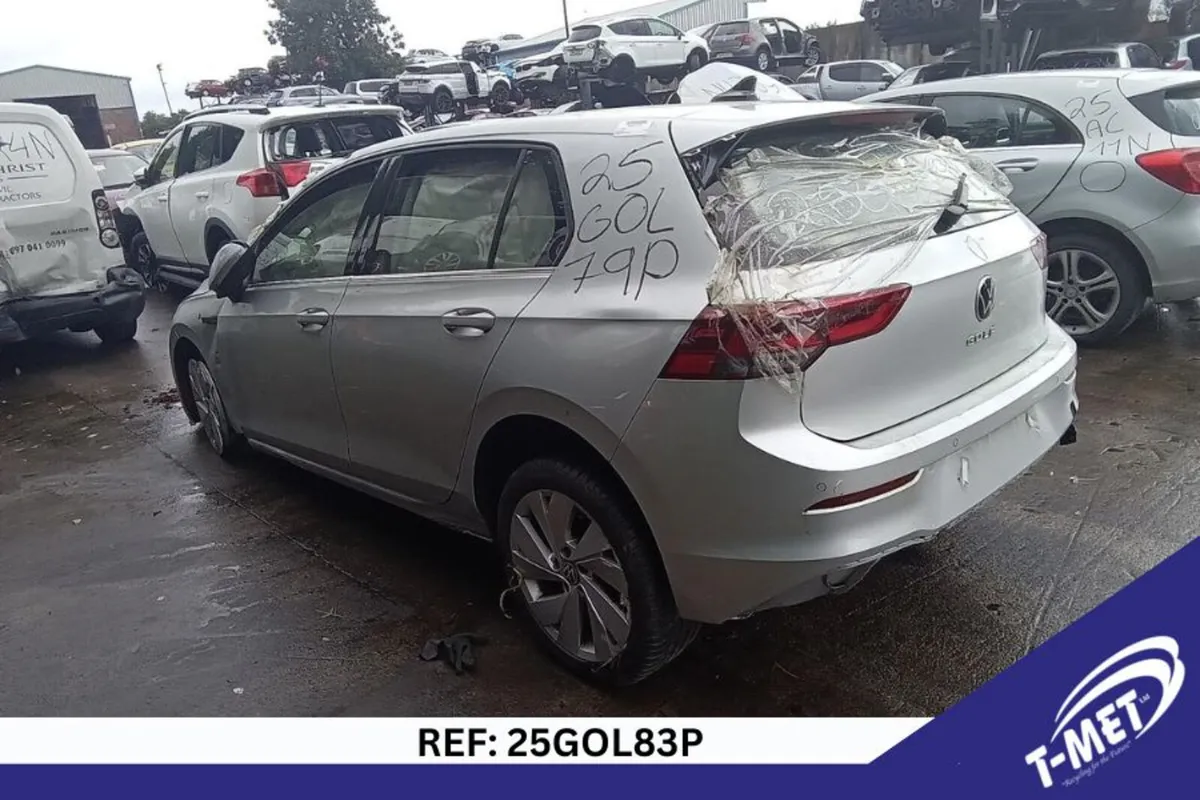 2023 VOLKSWAGEN GOLF BREAKING FOR PARTS - Image 4