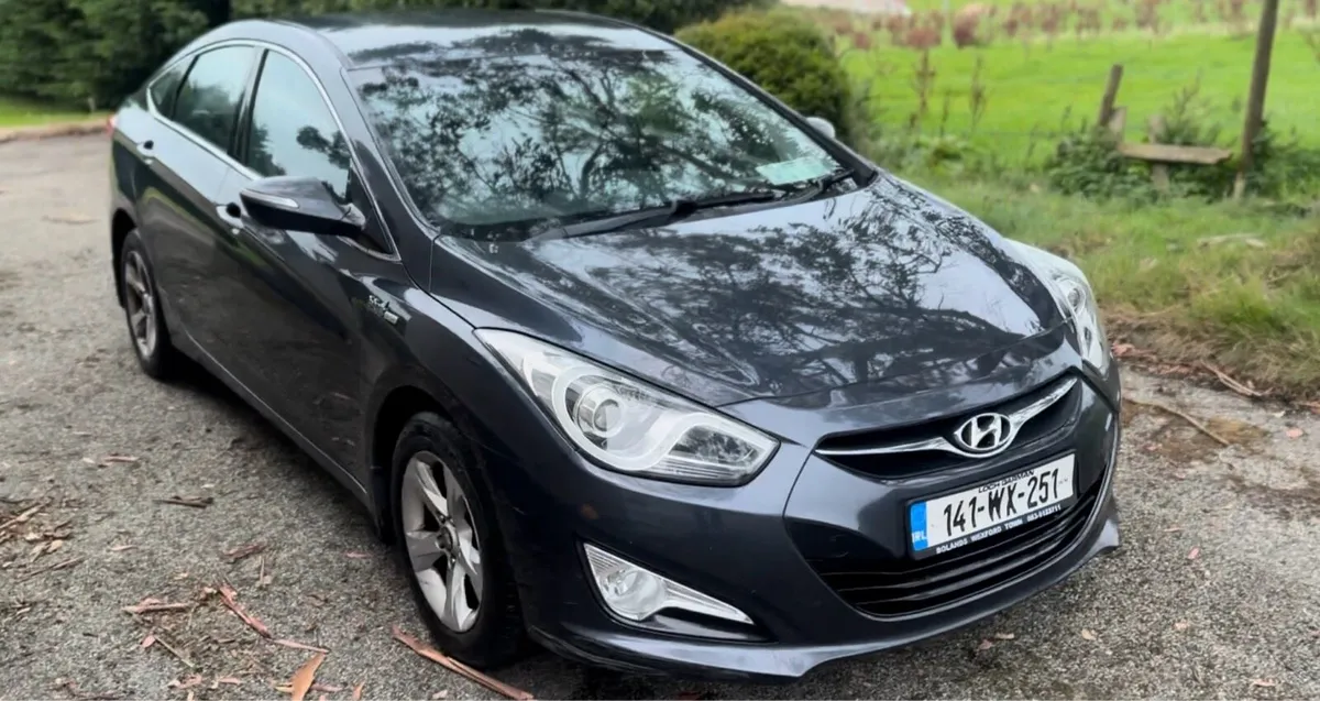 Hyundai i40 Executive - Image 2