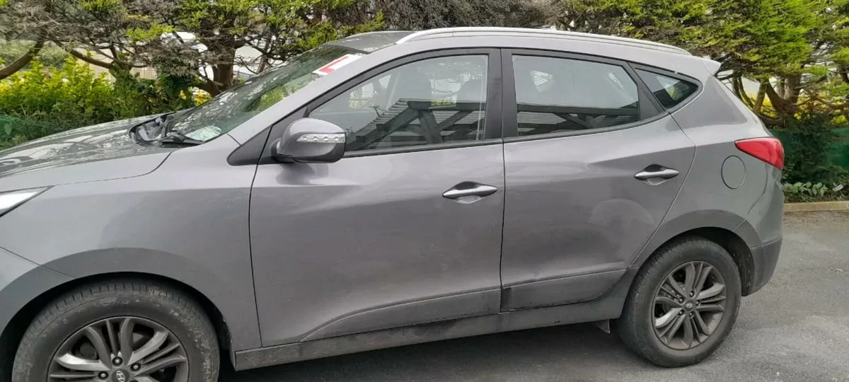 Car - Image 2