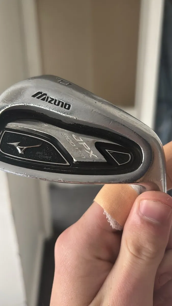 Mizuno jpx 800 forged irons 4-pw - Image 1
