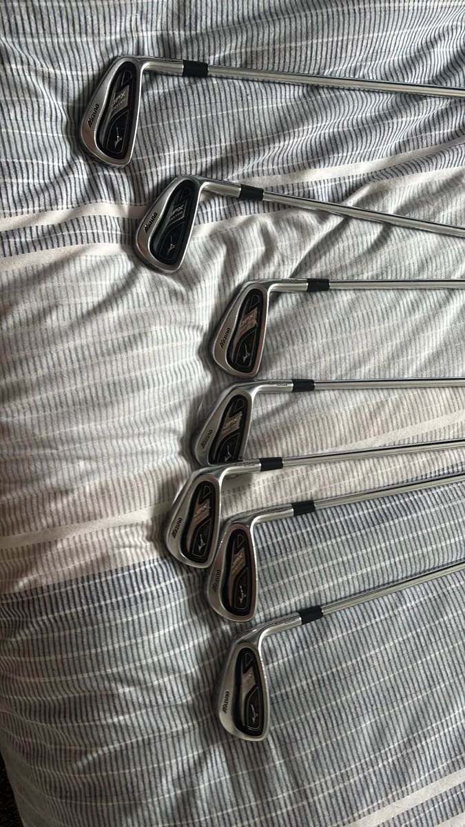 Mizuno jpx 800 forged irons 4-pw - Image 2