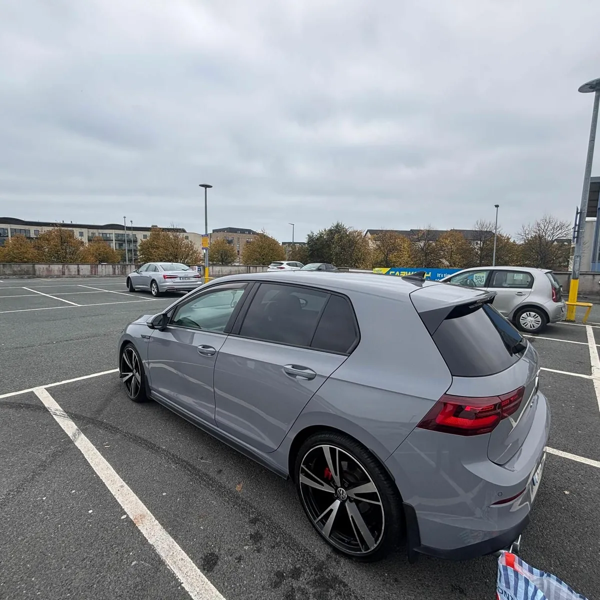 Volkswagen Golf  GTD Auto - Image 1
