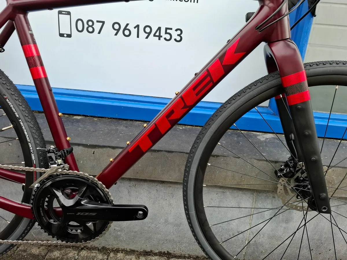 Trek checkpoint Gravel bike - Image 2
