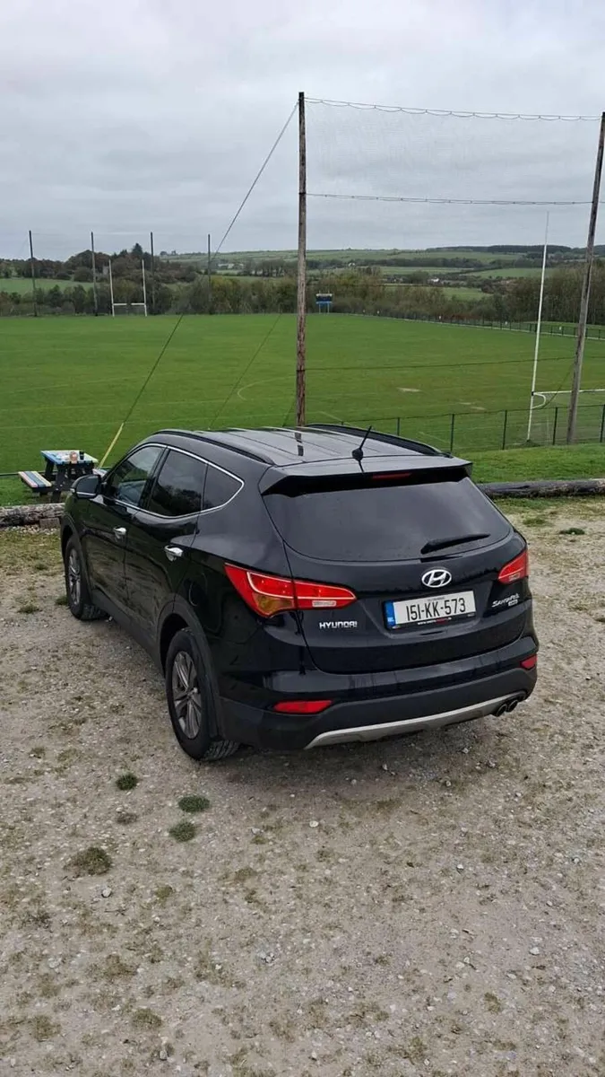 Hyundai Santa Fe 2015 7seater - Image 3