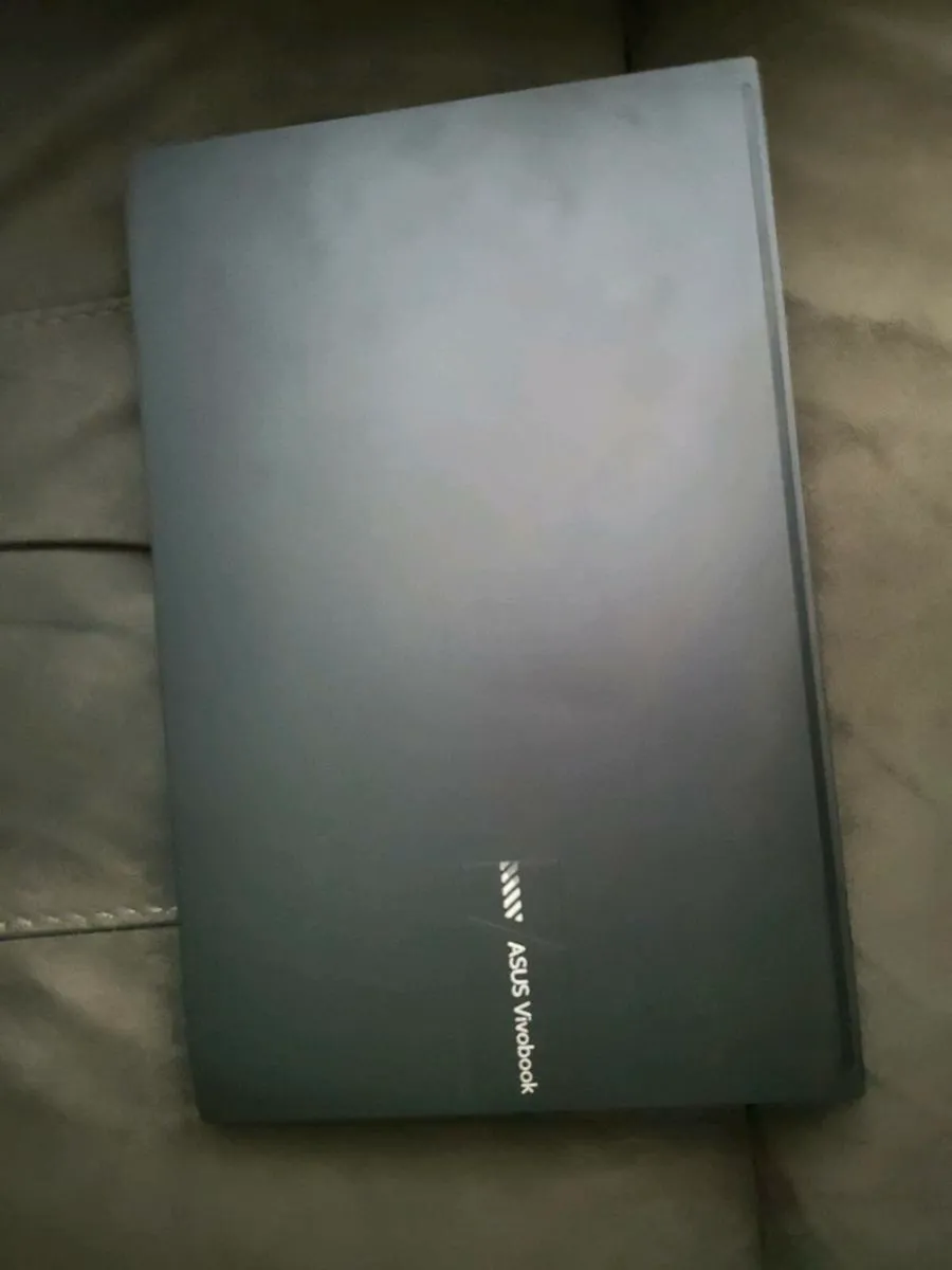 Laptop - Asus Vivobook - Image 2