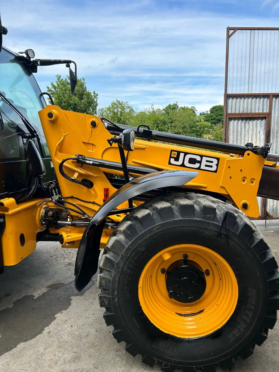 JCB TM 320 - Image 3