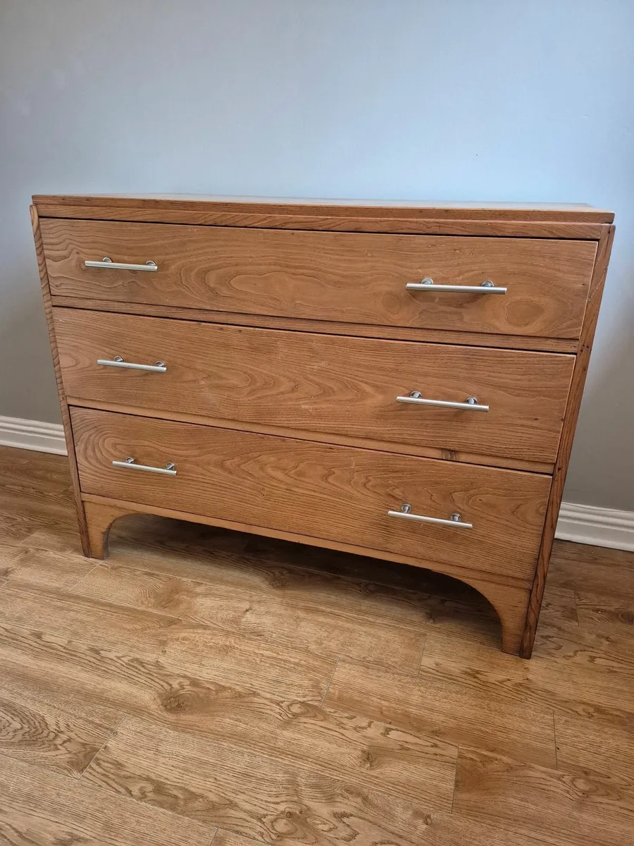 Chest of Drawers - Image 4