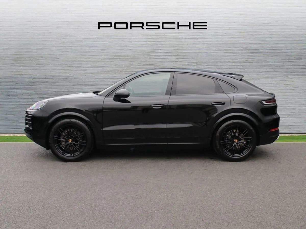 Porsche Cayenne E-hybrid Coupe - Image 3