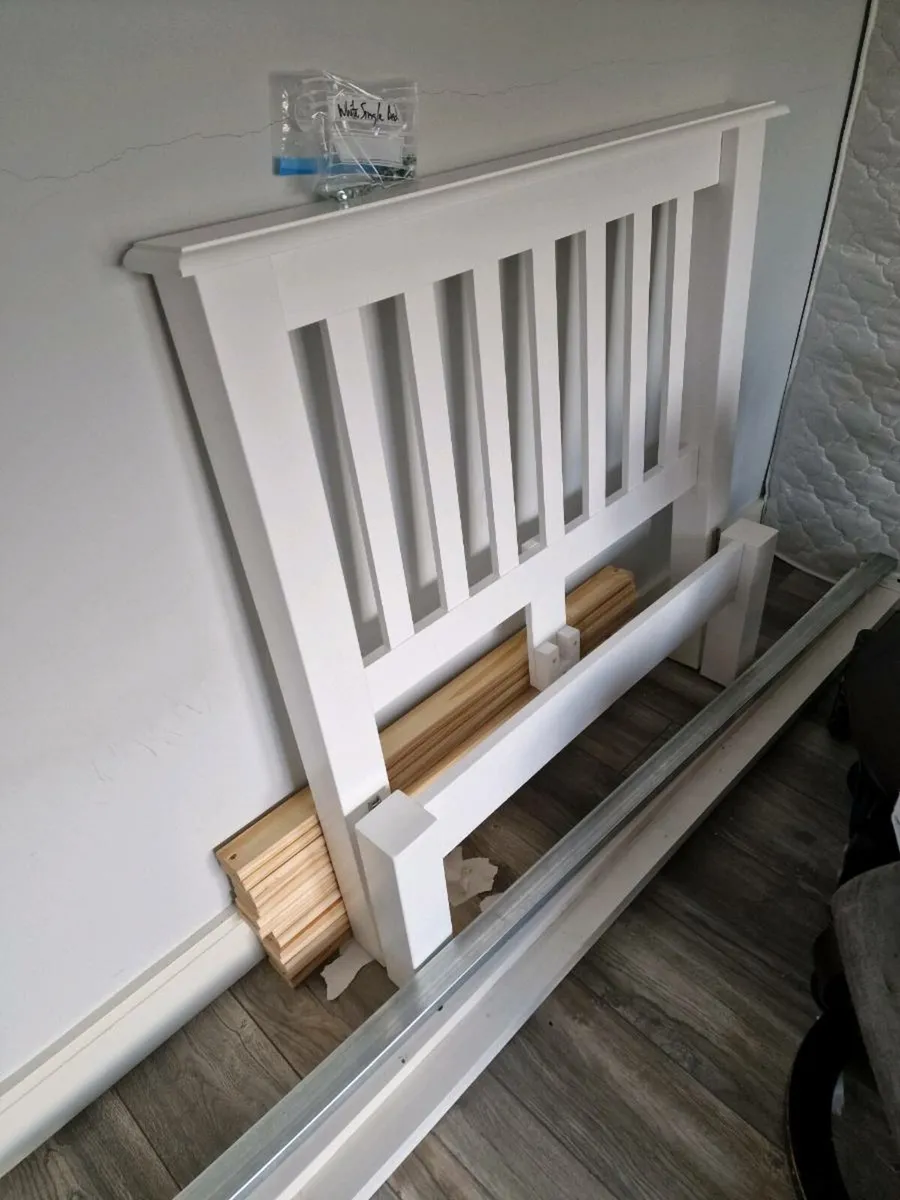3ft White wooden bed - Image 2