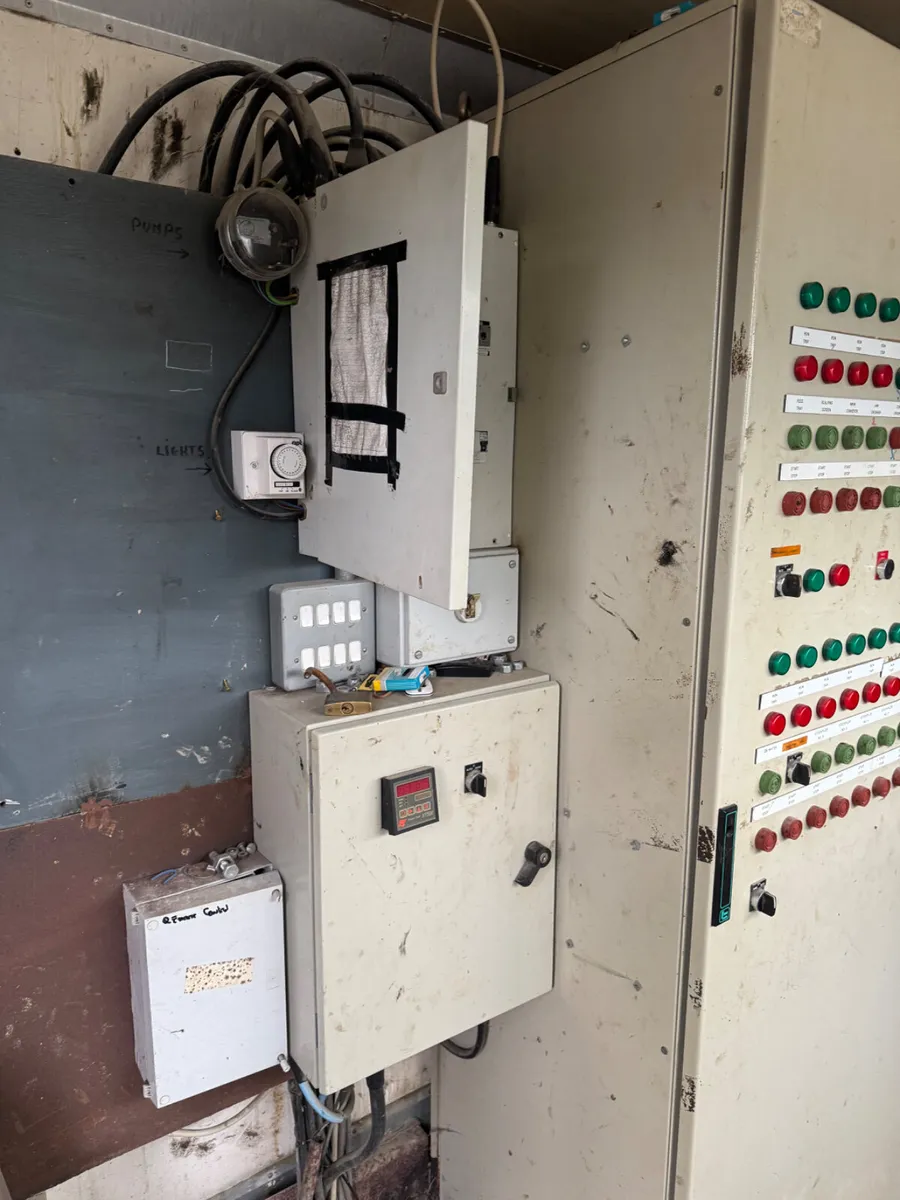 USED ELECTRICAL PANELS - Image 2