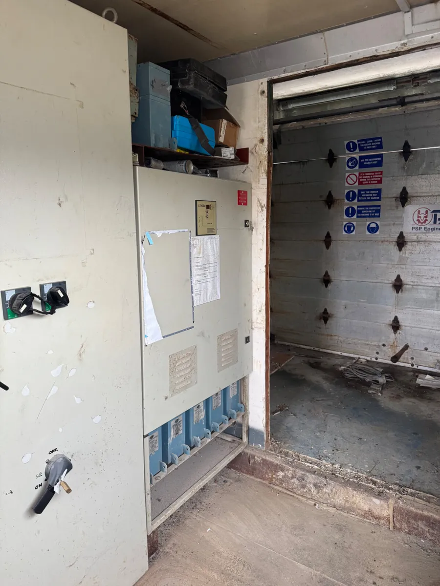 USED ELECTRICAL PANELS - Image 3