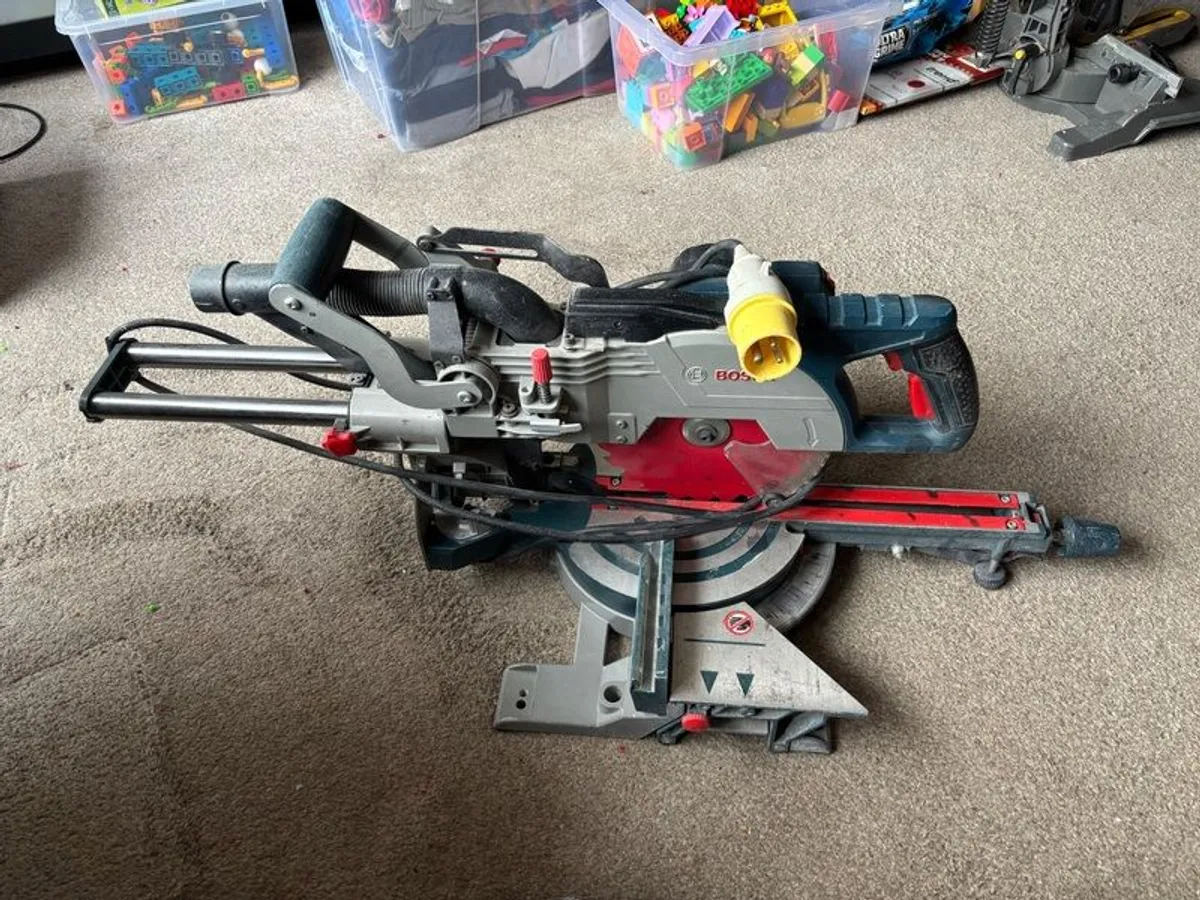 Mitre Saw 110v - Image 2