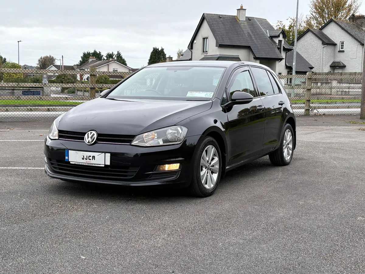 ABSOLUTELY IMMACULATE 2014 (141) VW GOLF - Image 3