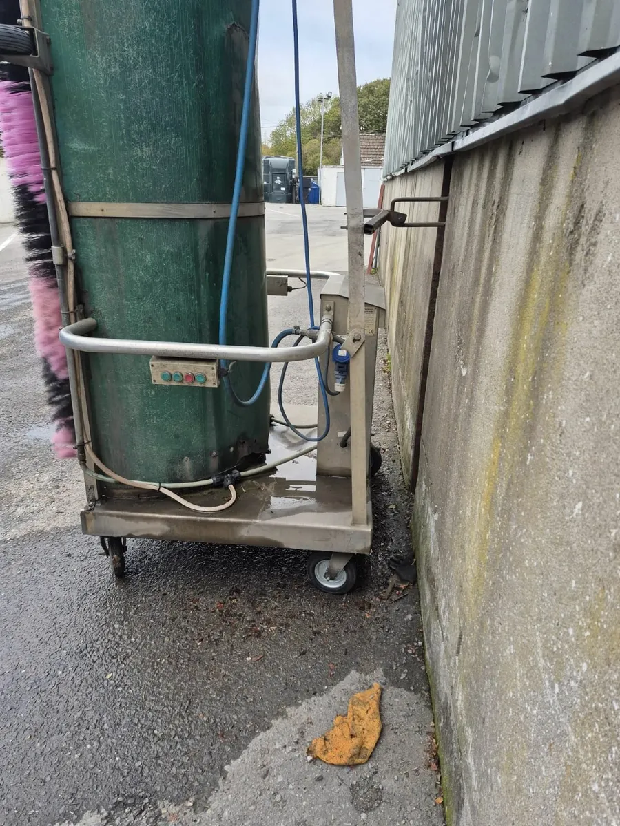 Truck Wash - Image 3