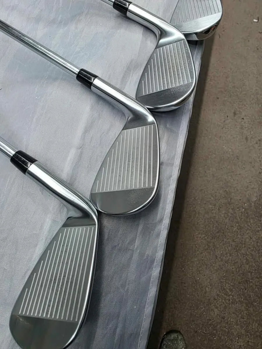 Titleist T200 5-PW 2023 - Image 4