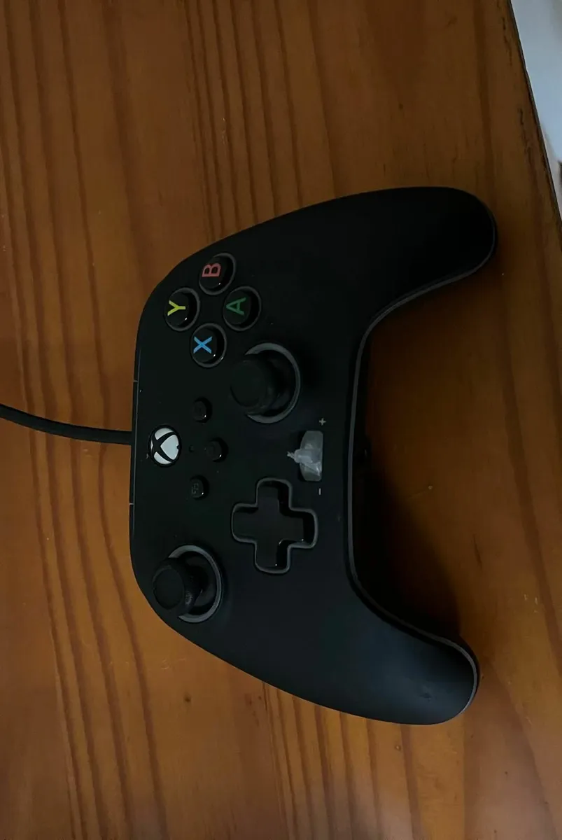 Xbox One Console with Controller, HDMI & Power Cab - Image 3