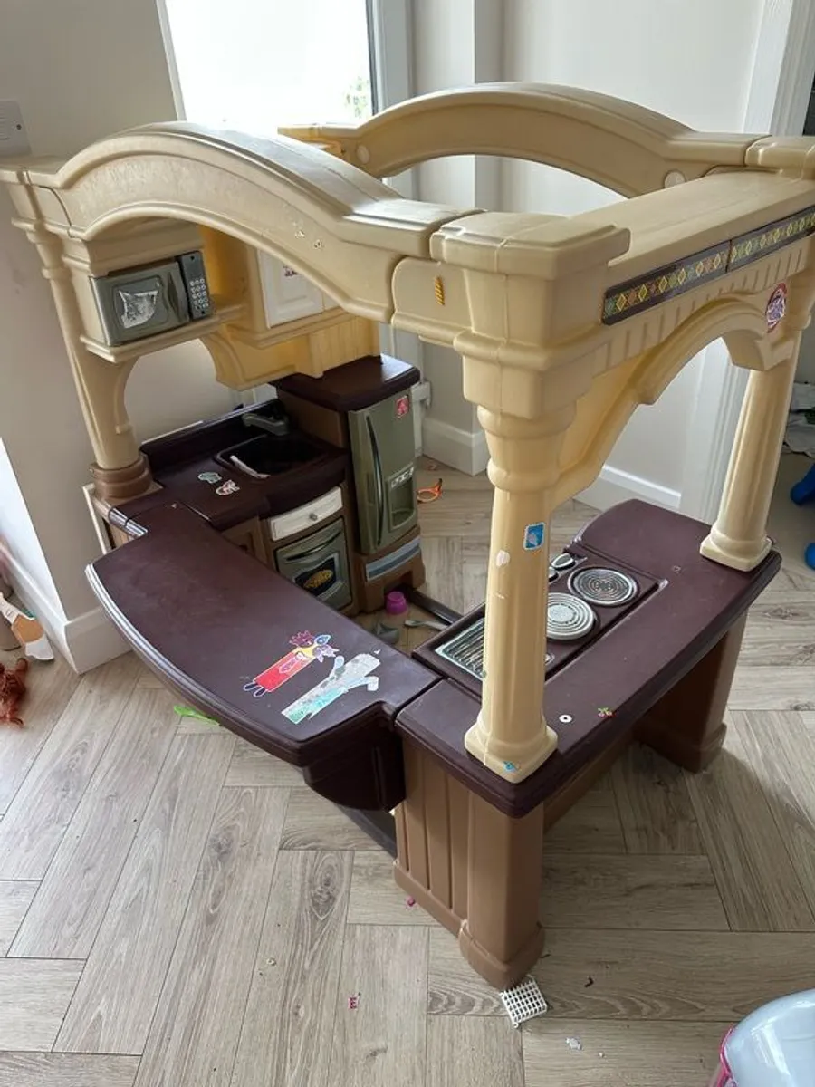 step 2 kids kitchen - Image 2