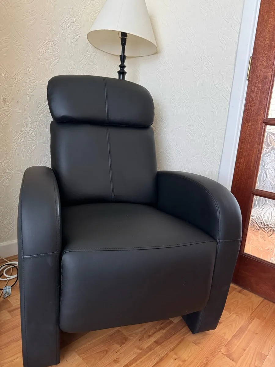 Black Recliner Armchair – Excellent Condition - Image 2