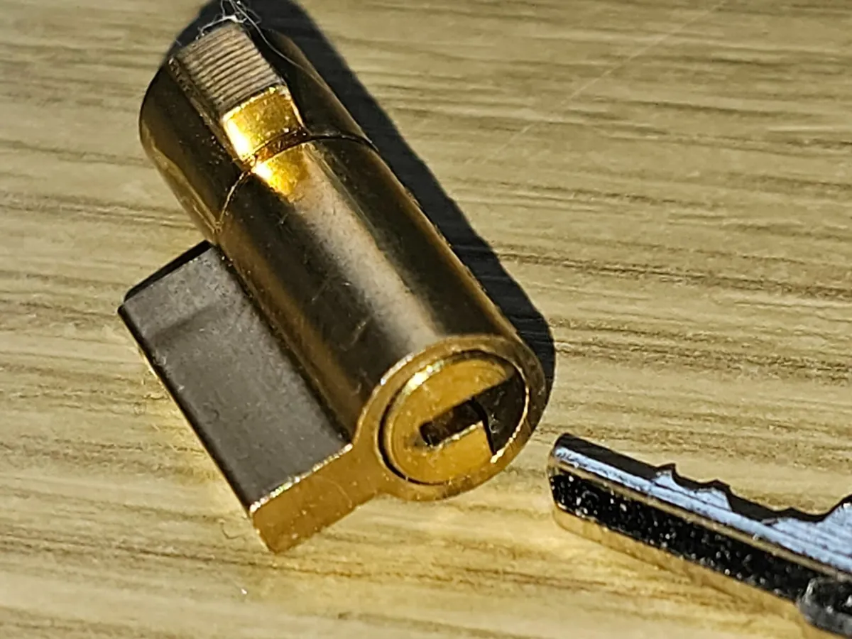 Trailer lock - Image 2