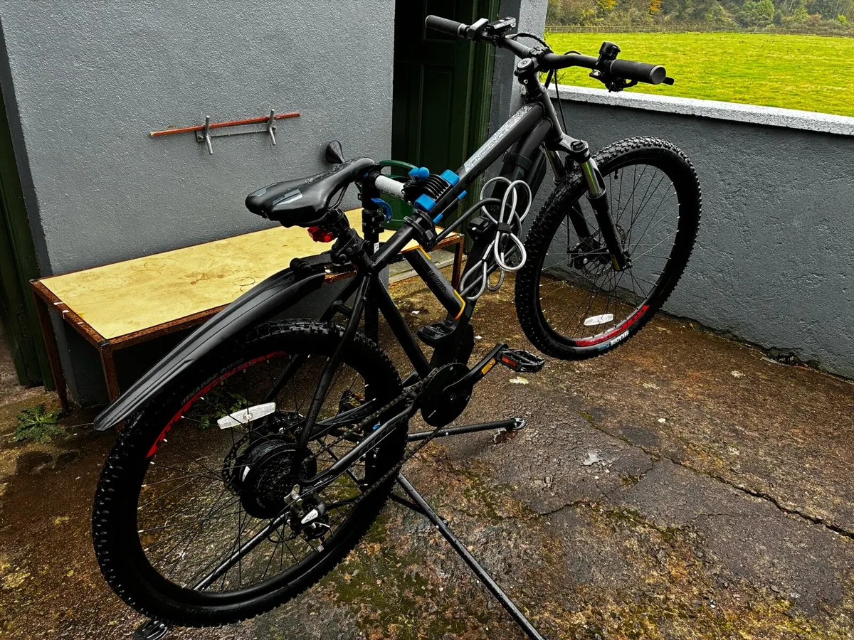Electric Bike Carrera Vengeance E Mountain Bike - Image 3
