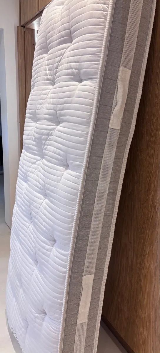 2x Mattresses with integrated latex topper  80x200 - Image 2