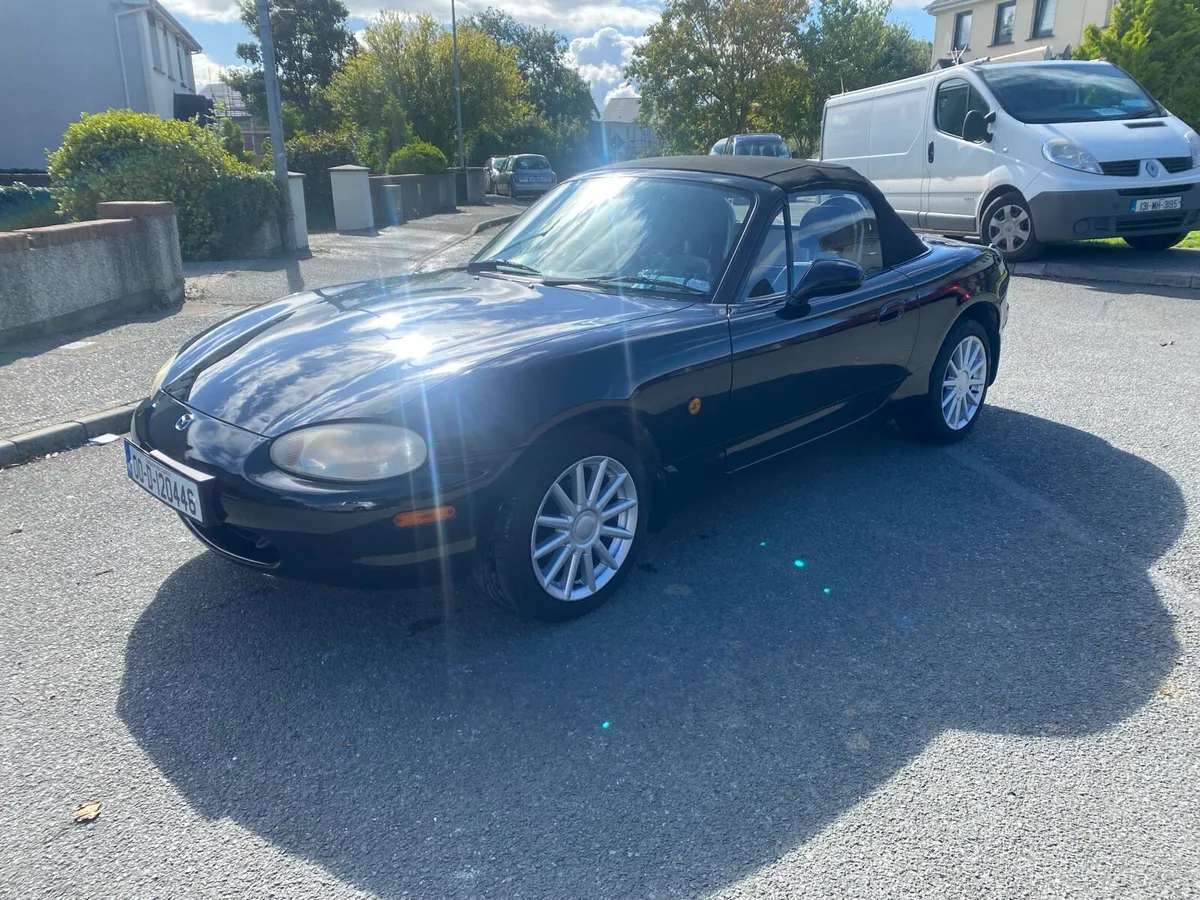 Car - Image 2