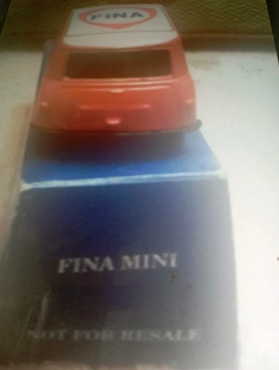 CORGI FINA MINI COOPER CLASSIC DIE-CAST MODEL CAR - Image 2