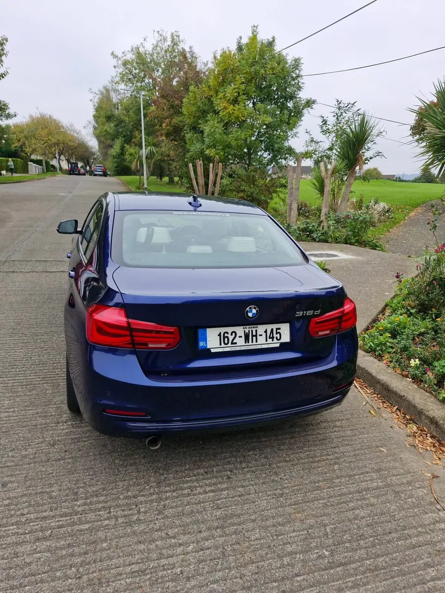 BMW 3-Series 2016 - Image 3