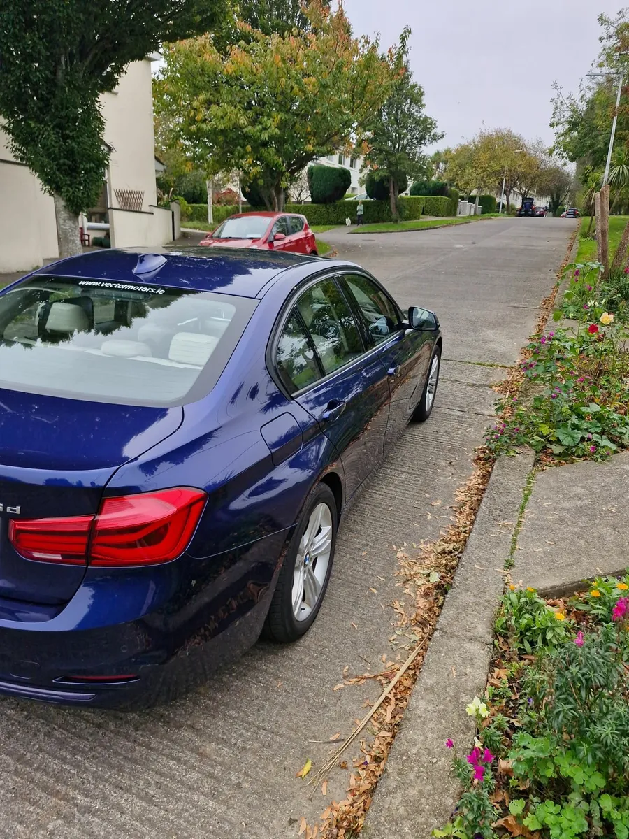 BMW 3-Series 2016 - Image 4