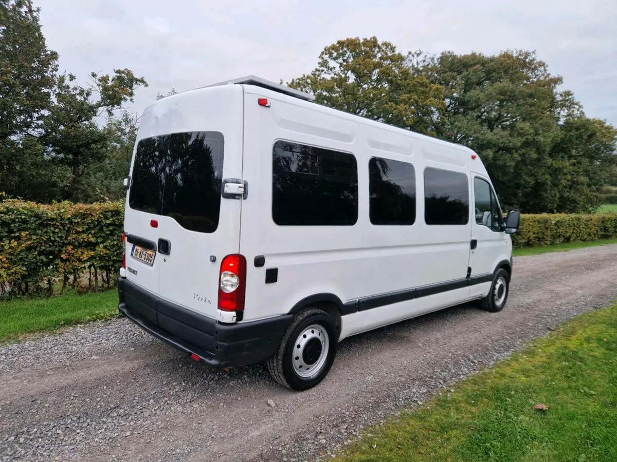 05 Renault master Camper - Image 2