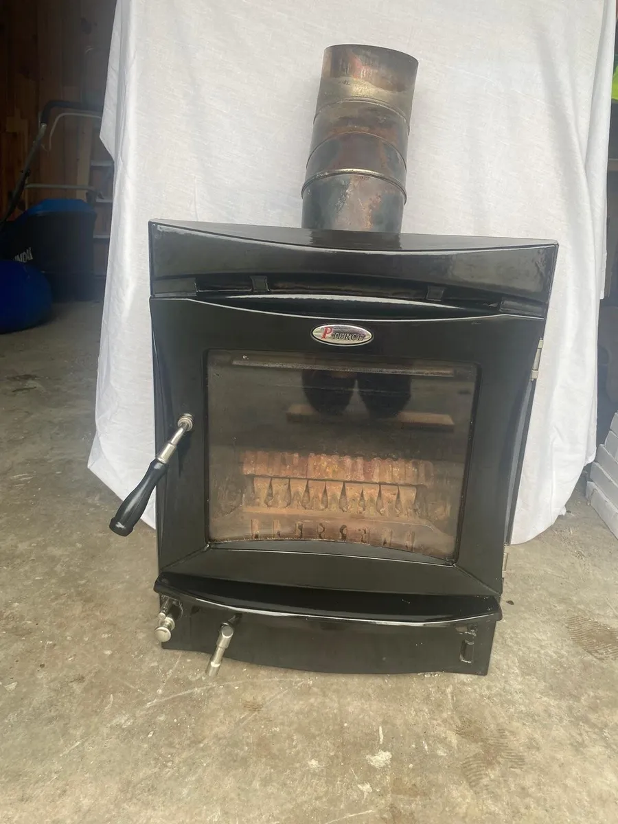 Stove for sale - Image 1
