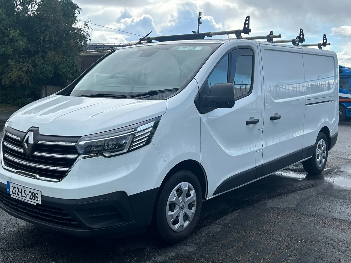 Renault Trafic 2022 - Image 2
