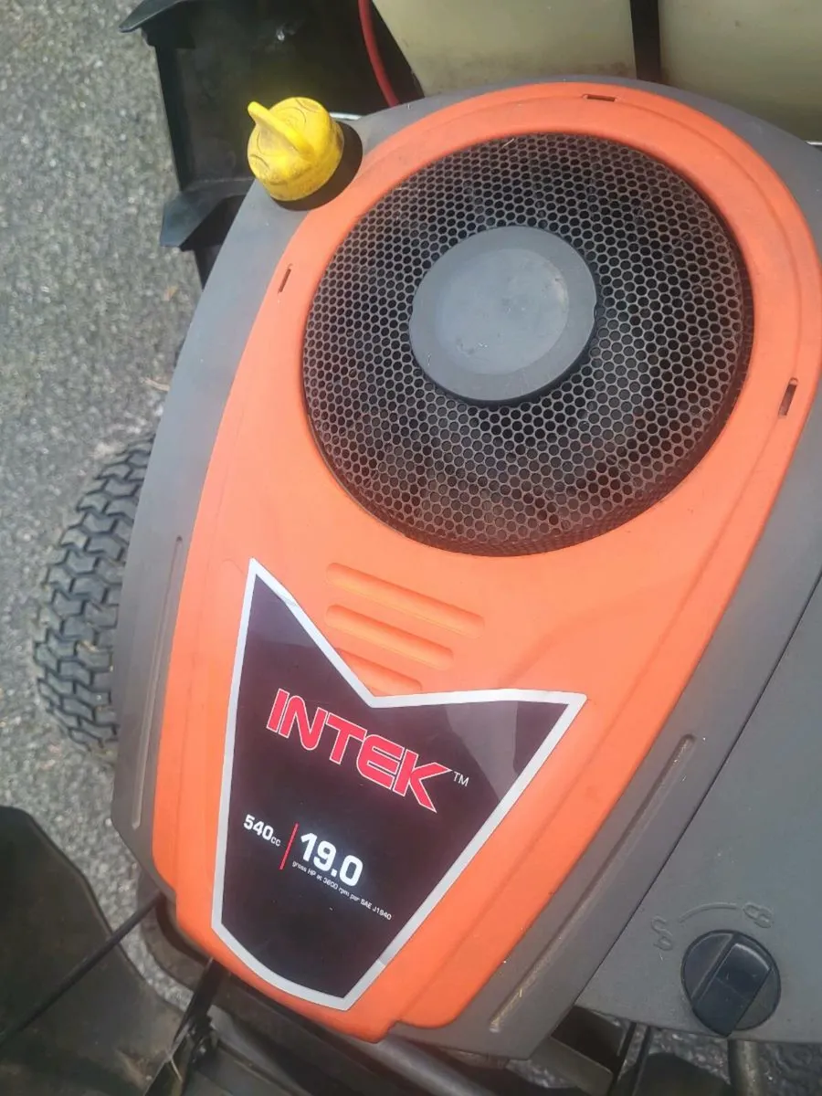 19hp ride on mower - Image 4