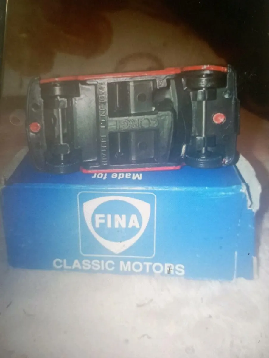 CORGI FINA MINI COOPER CLASSIC DIE-CAST MODEL CAR - Image 4
