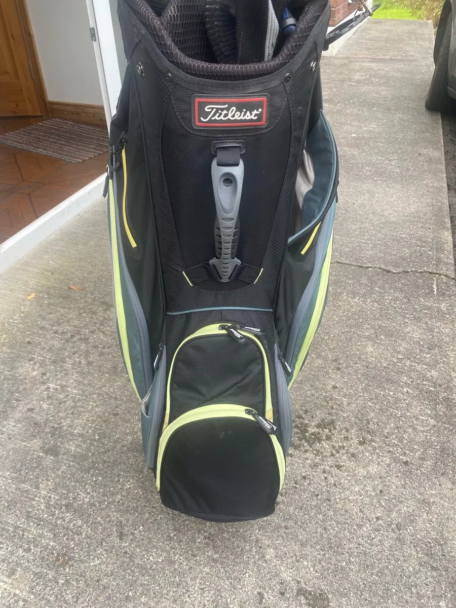 Titleist golf bag - Image 3